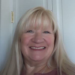 Meet your Posher, Paula